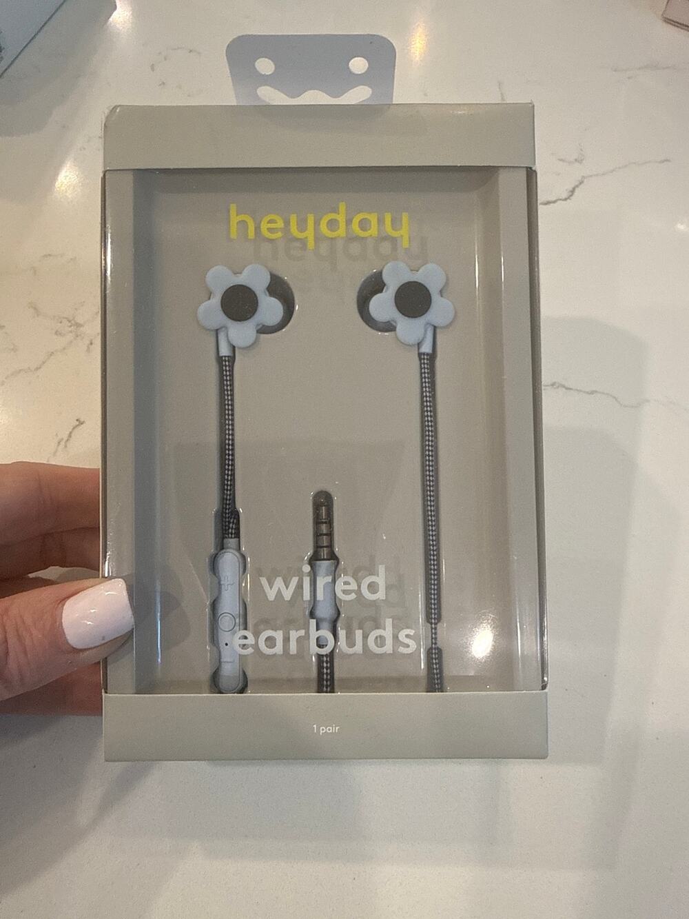 Adorable heyday wired ear buds